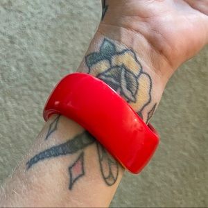 Vintage Red Wavy Bangle Bracelet
